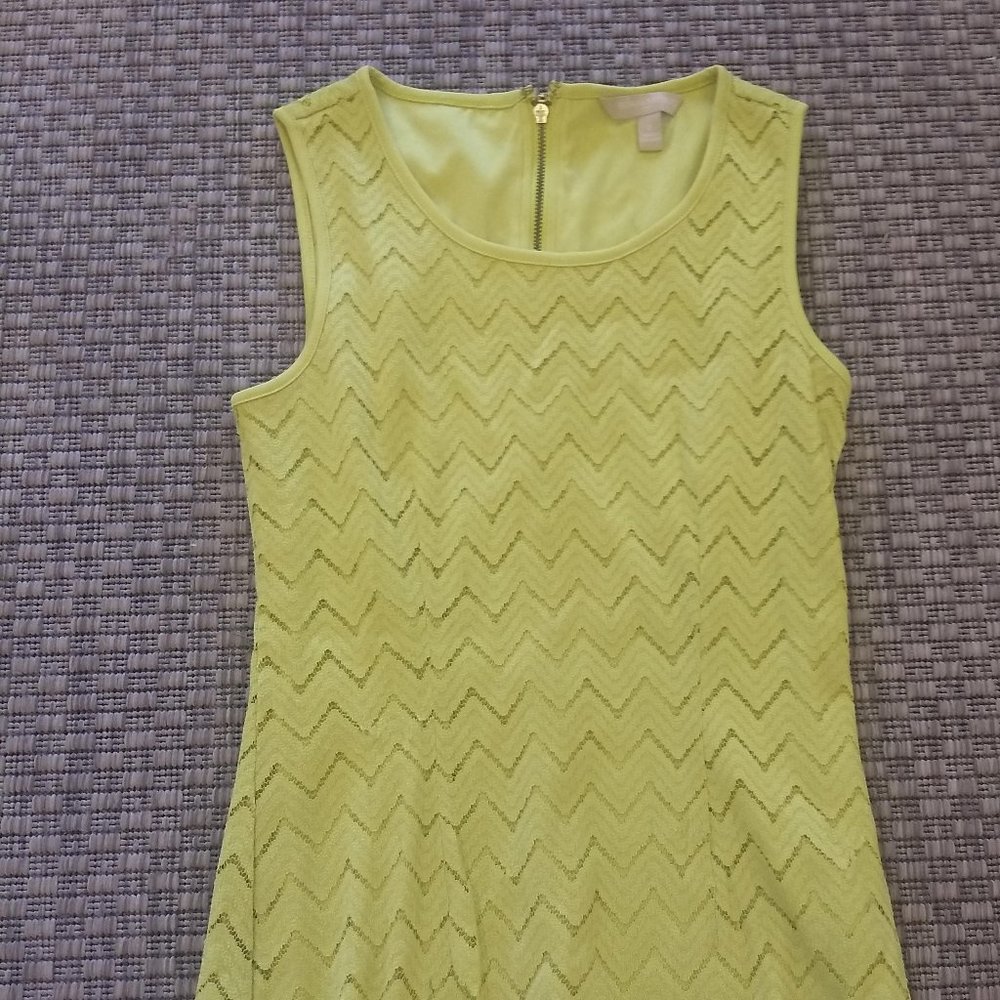 Women's Banana Republic Top Size 2